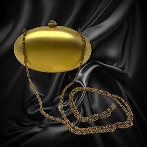 Vtg Carla Marchi Matte Gold Metal Clamshell Box Clamshell Purse Bag Chain Strap